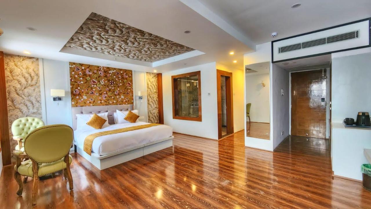 The Walnut Creek Pahalgam Hotel Ngoại thất bức ảnh