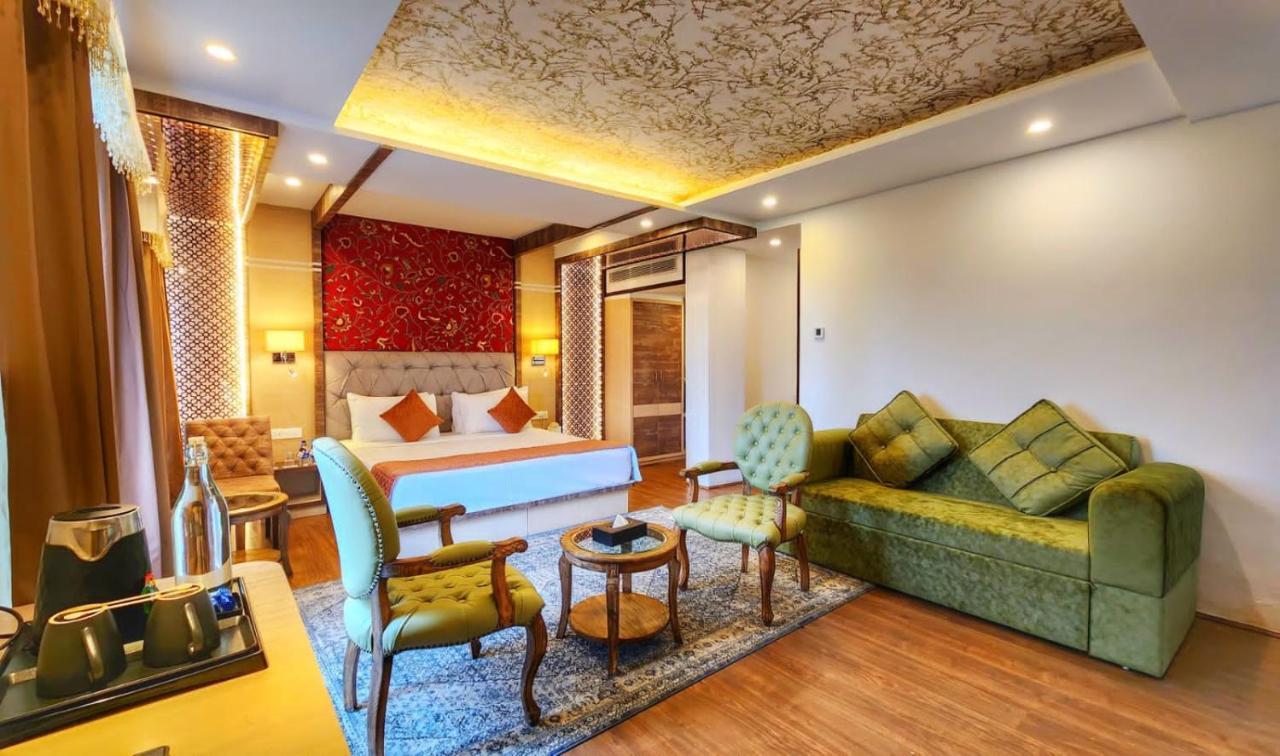 The Walnut Creek Pahalgam Hotel Ngoại thất bức ảnh