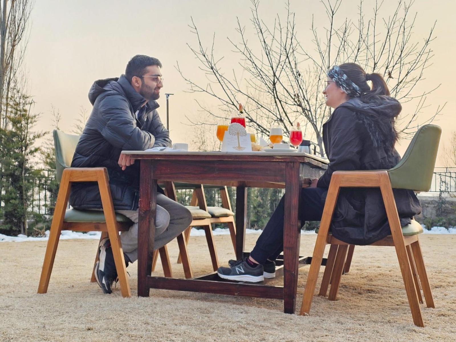 The Walnut Creek Pahalgam Hotel Ngoại thất bức ảnh